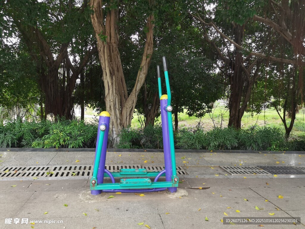 户外公园健身器材