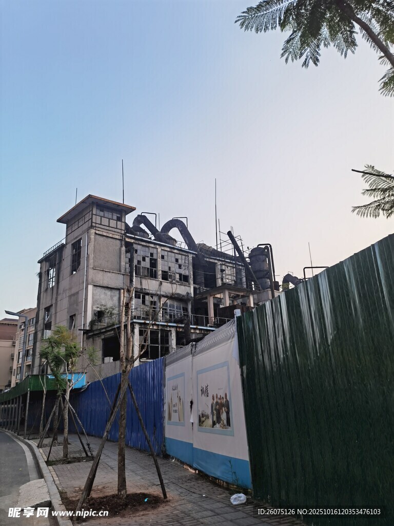 在建中的多层住宅建筑