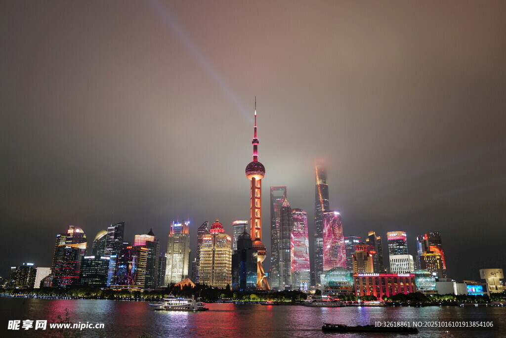 上海外滩璀璨夜景