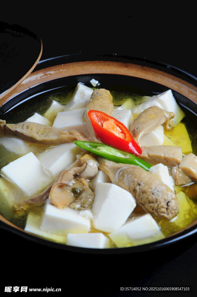 鲫鱼豆腐汤鲜香好滋味