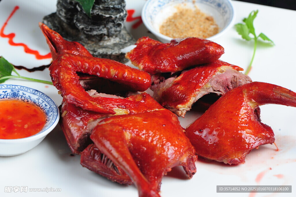 美味卤味鸭货诱人色泽