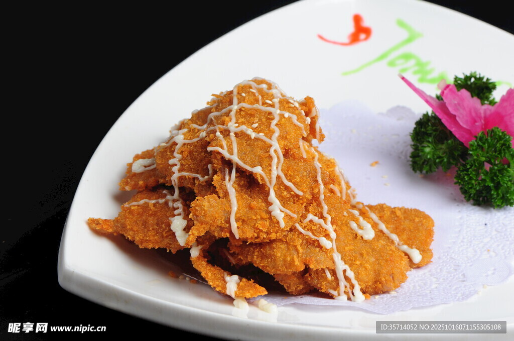 香酥炸鸡排美味诱人