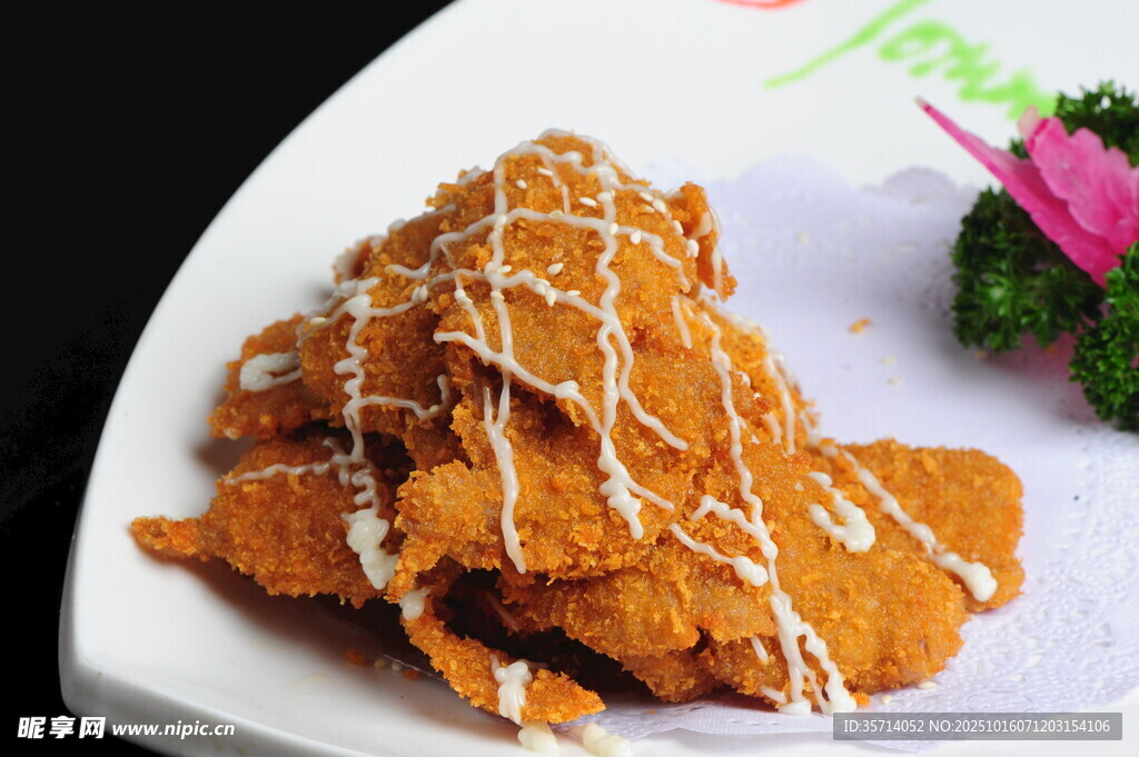 香酥炸鸡排美味诱人