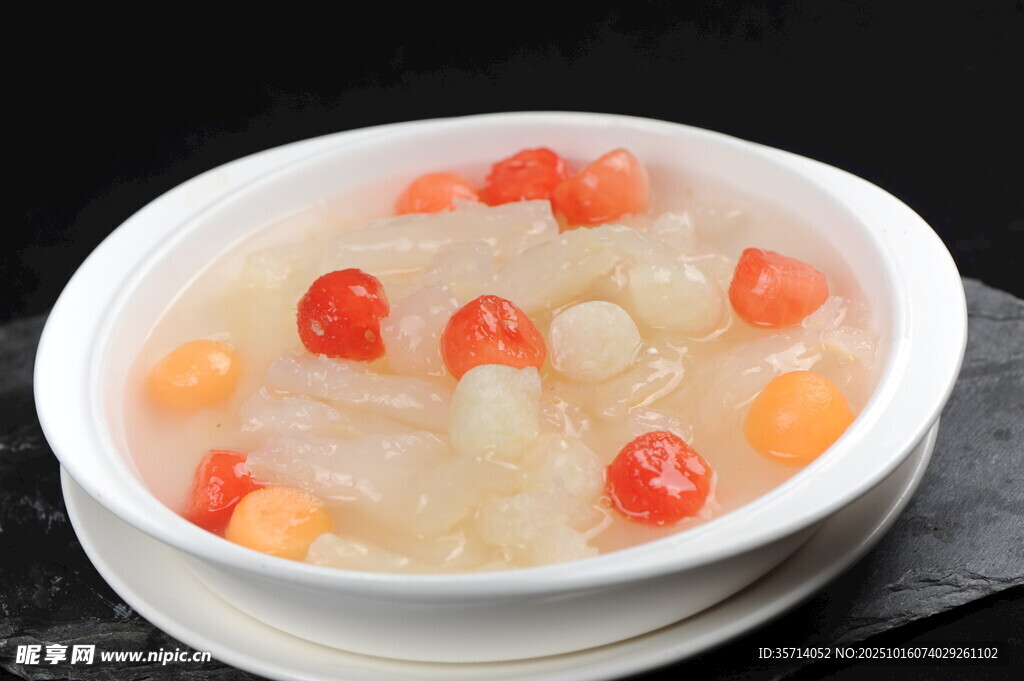 银耳水果羹
