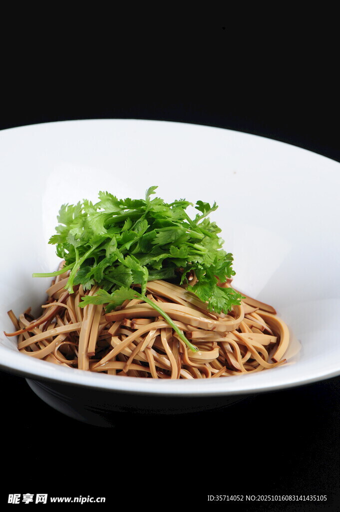 香菜拌豆腐丝