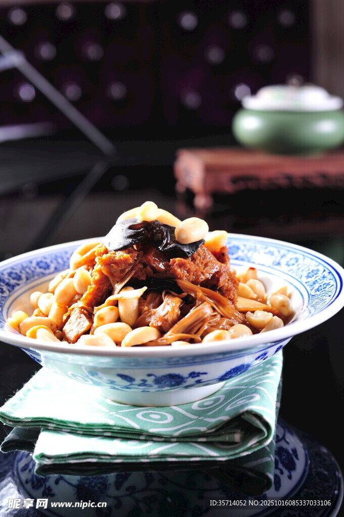 美味核桃炒虾仁