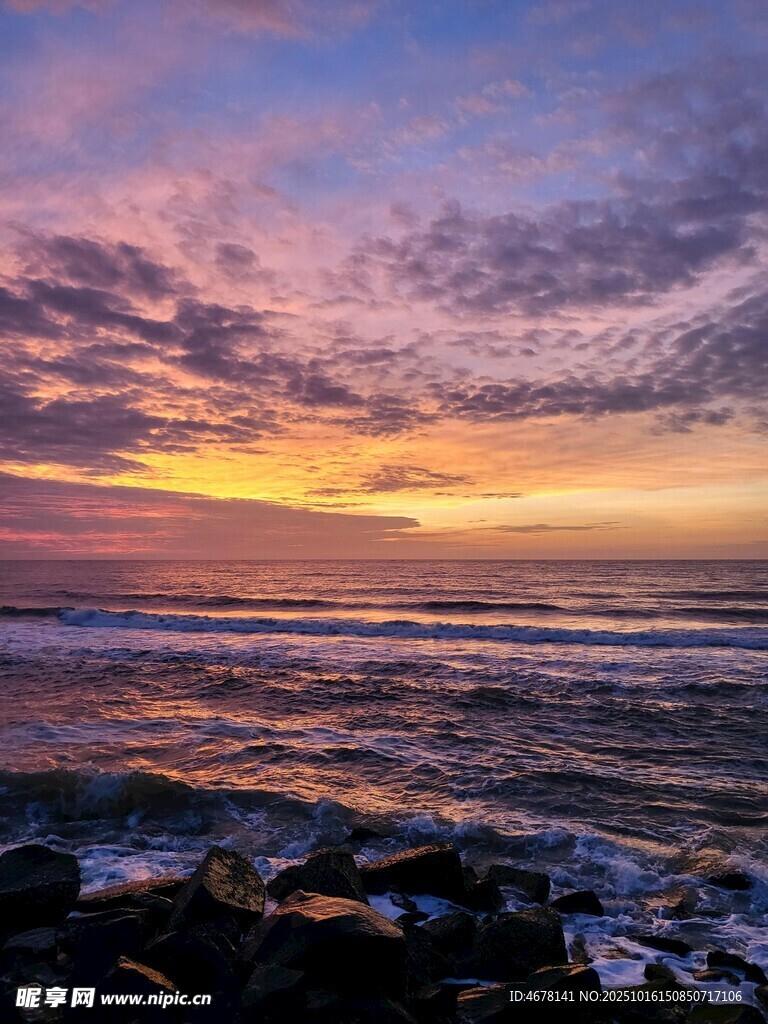 海边绚丽日落美景