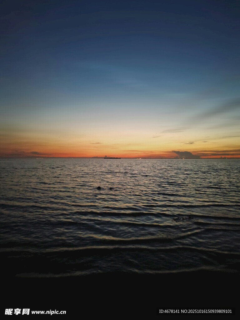 海上日落美景