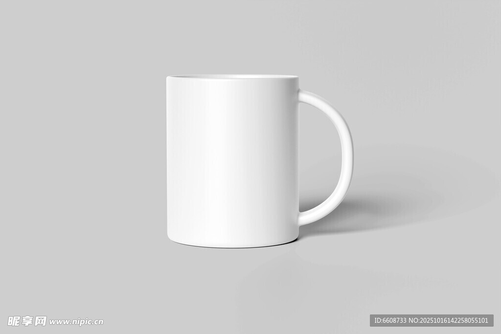 白色马克杯展示