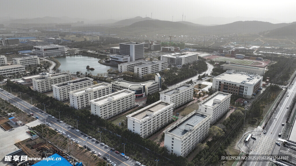 城市建筑群俯瞰景象