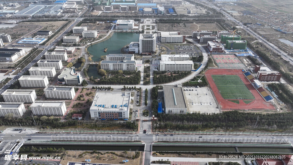 城市校园鸟瞰全景图
