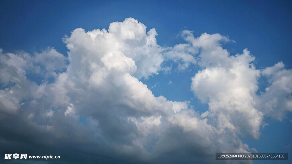 天空 白云