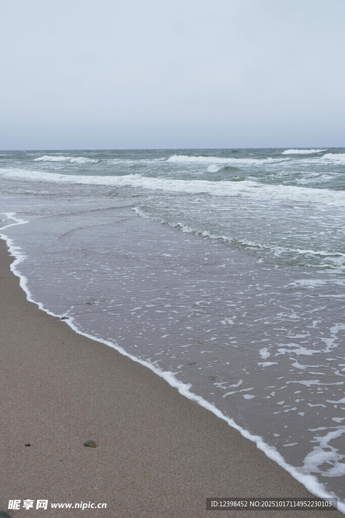 宁静海滩