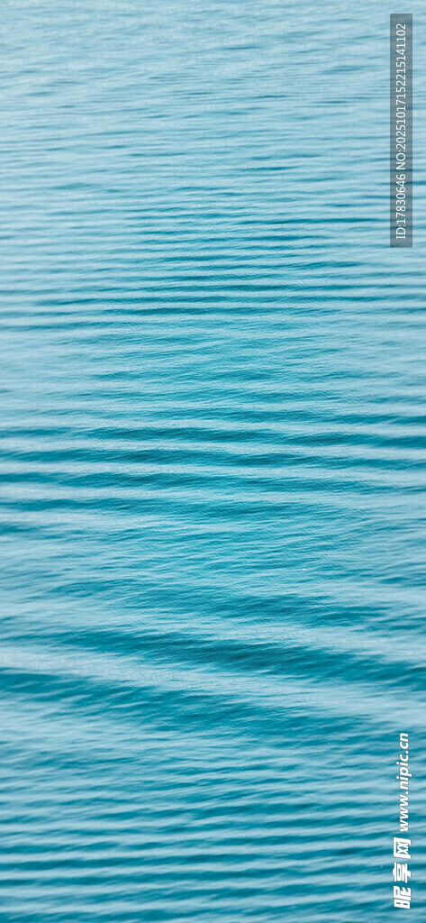 蓝色水波纹理背景图