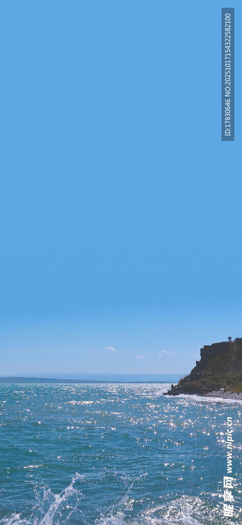 海边礁石蔚蓝大海风光