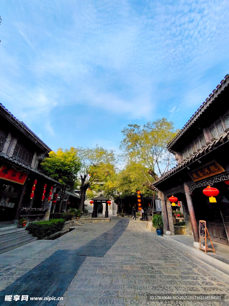 古色古香的中式传统街巷