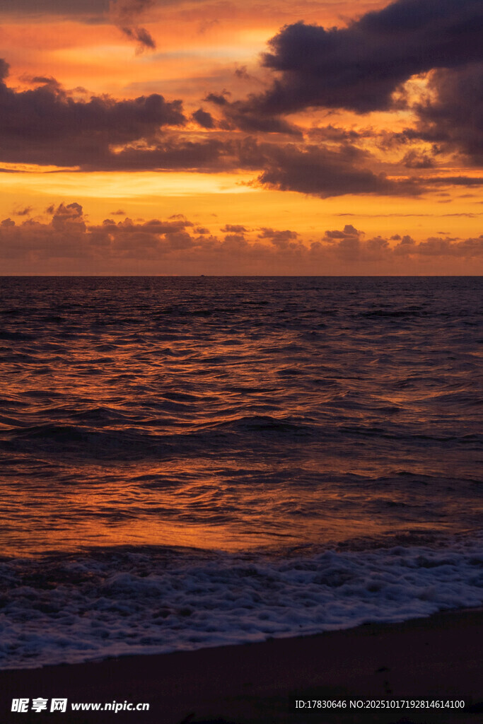 海边壮丽日落美景