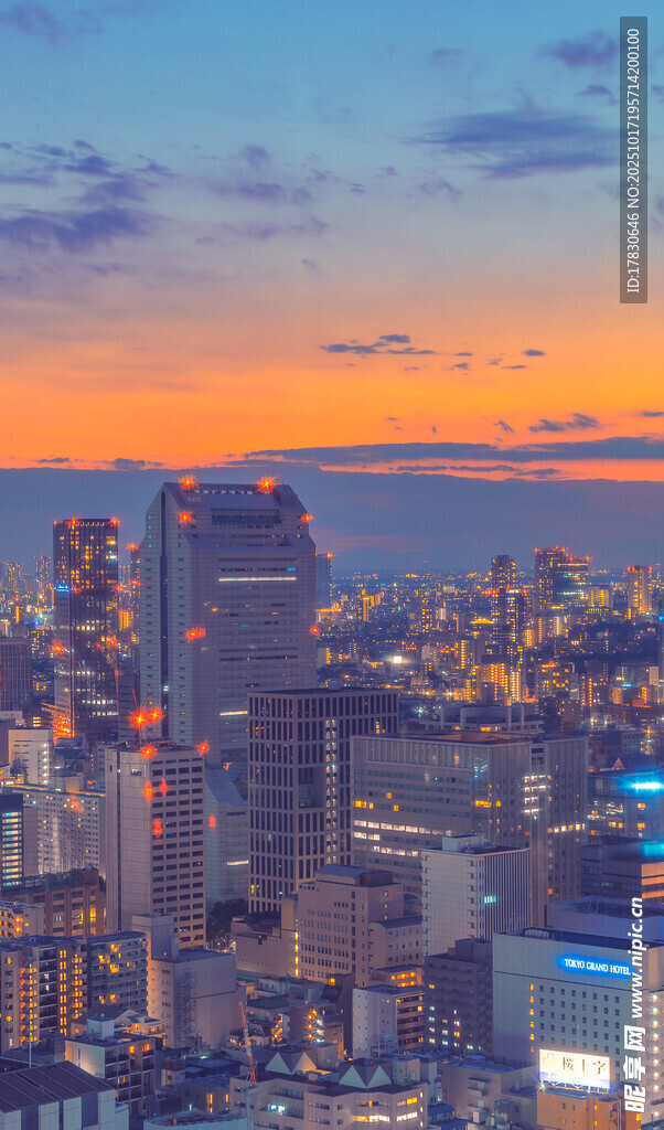 城市黄昏天际线夜景风光