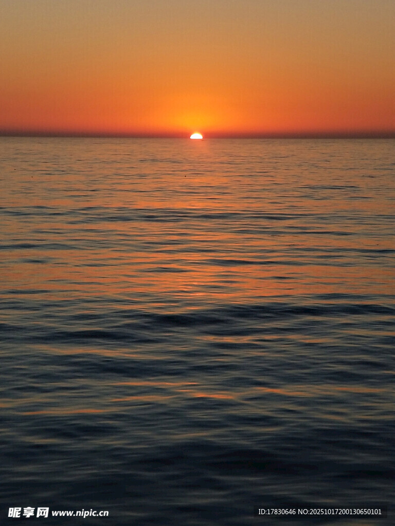 海上日落美景