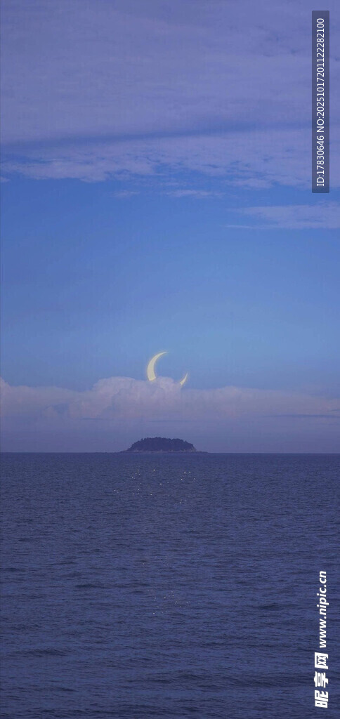 海上孤岛与朦胧月色