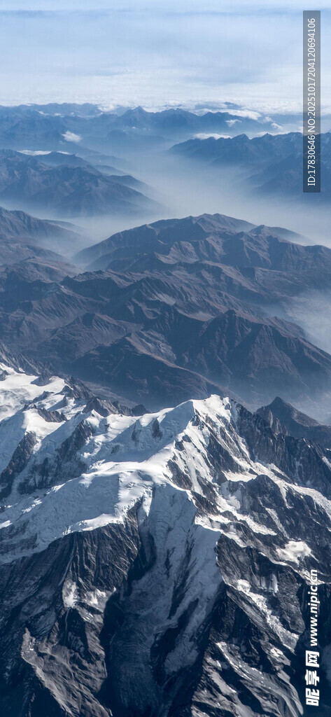壮丽雪山景观