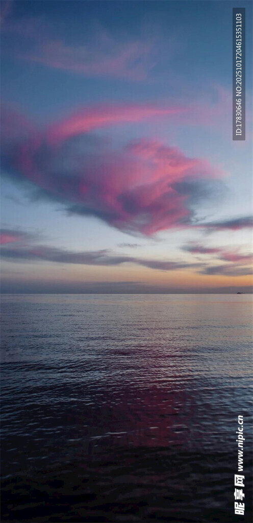 海上绚丽晚霞美景