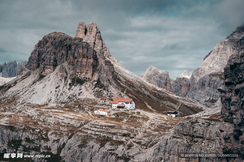 壮丽高山景观