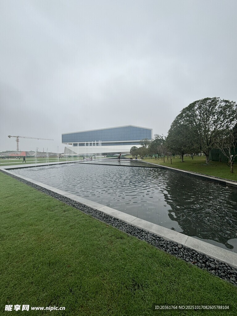 户外水景与建筑景观