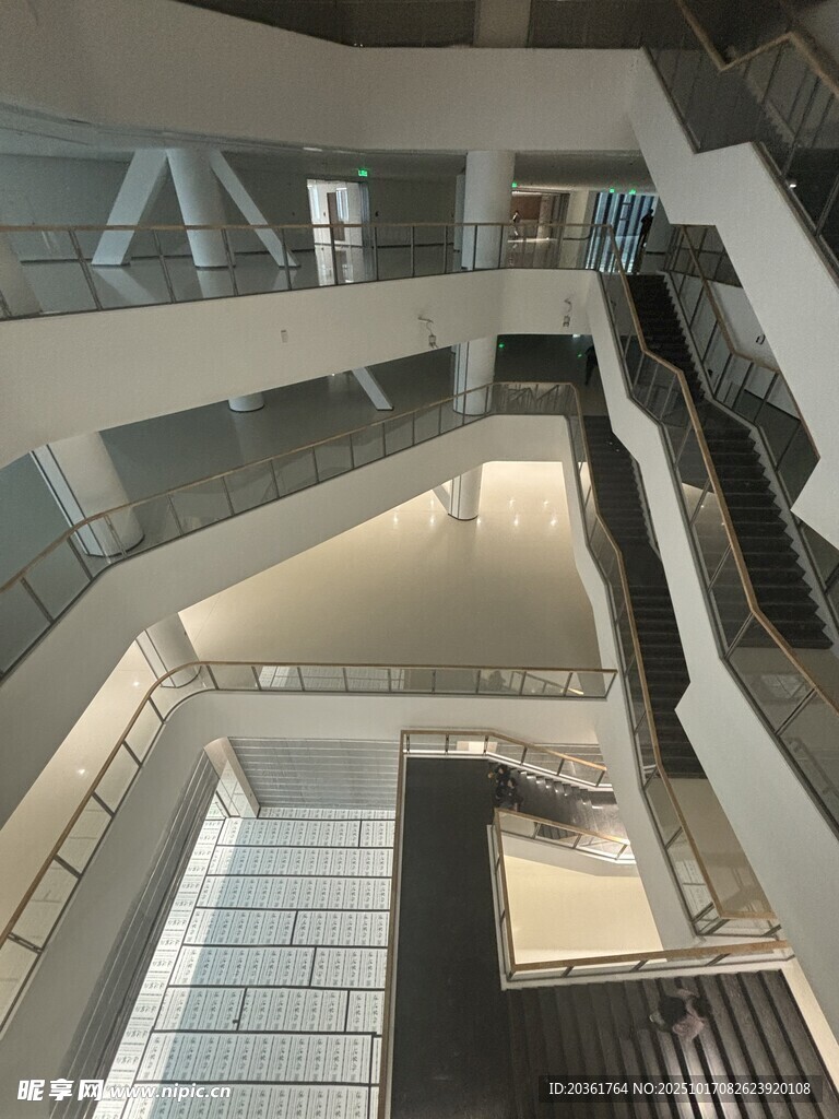 现代简约风格室内楼梯设计