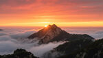 泰山日出 云海 巍峨山峰