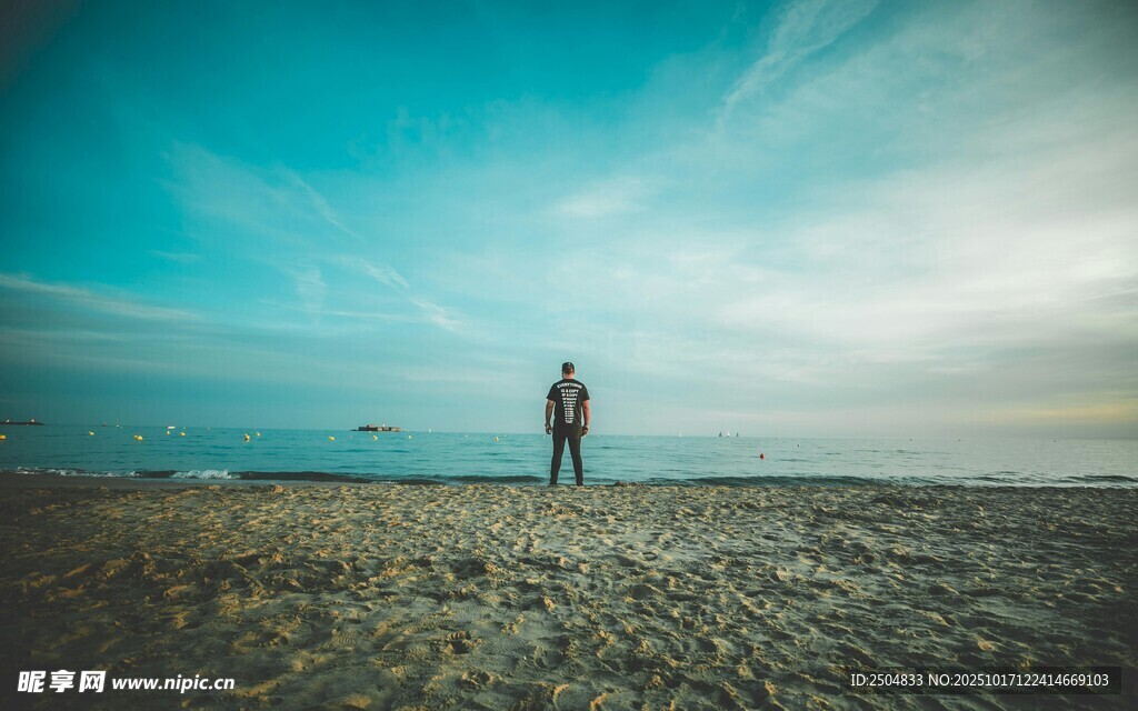海边独行者 邂逅广阔天地