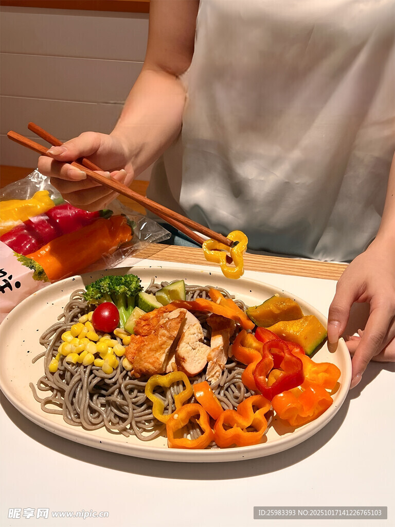 蔬菜拌面