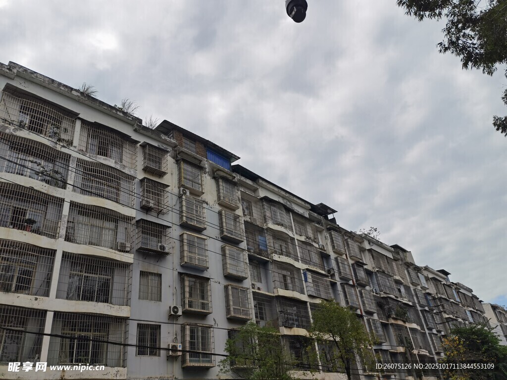 多层居民住宅楼外观