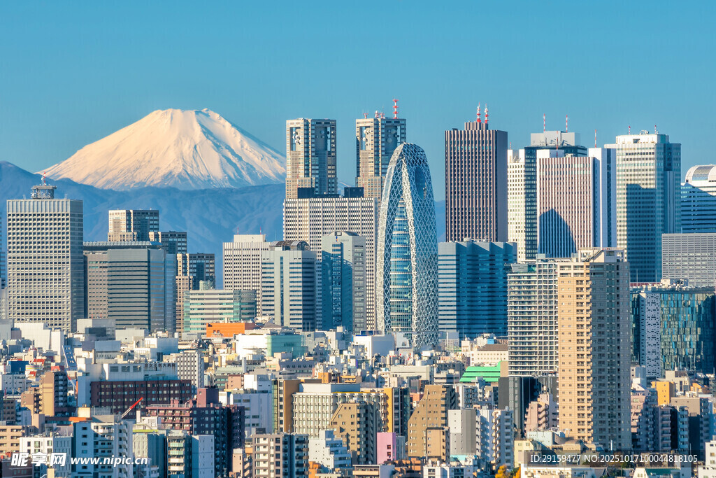 东京都市景与富士山远景