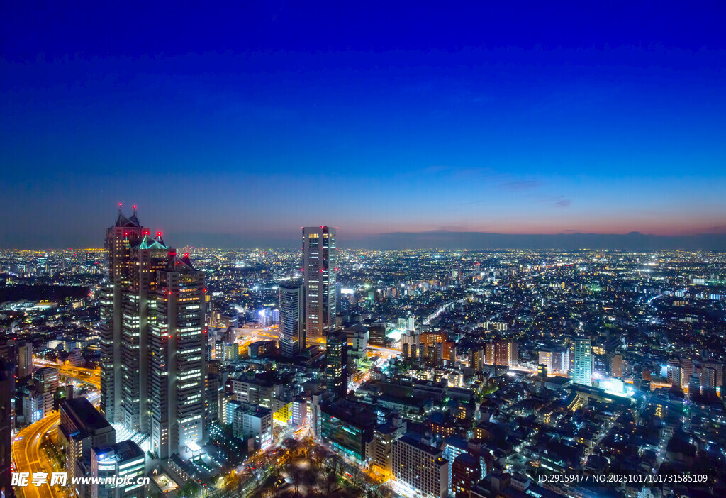繁华都市夜景俯瞰