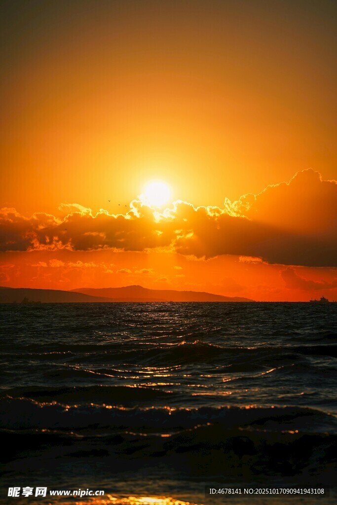 海上壮丽日落美景