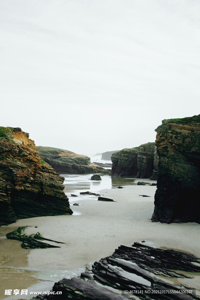 海岸岩石景观
