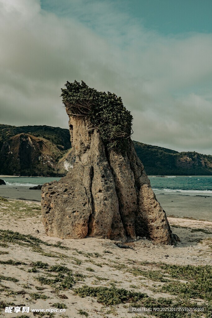 海边独特岩石景观