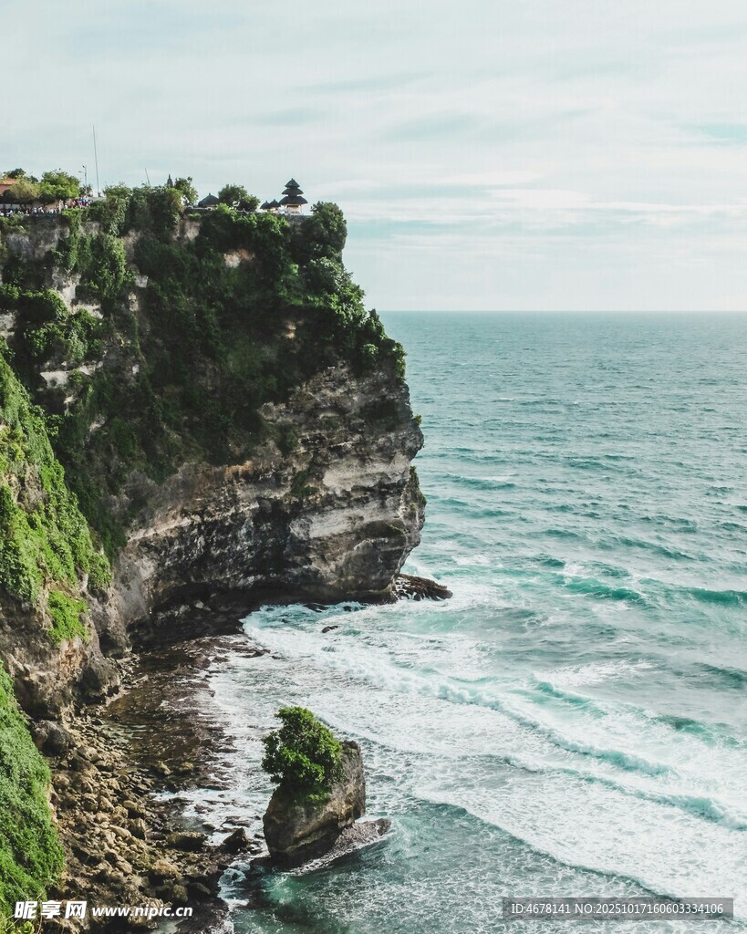 海边悬崖美景