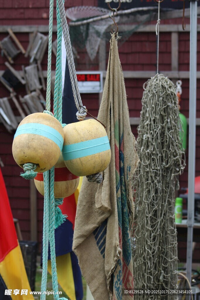 多彩悬挂物件展示