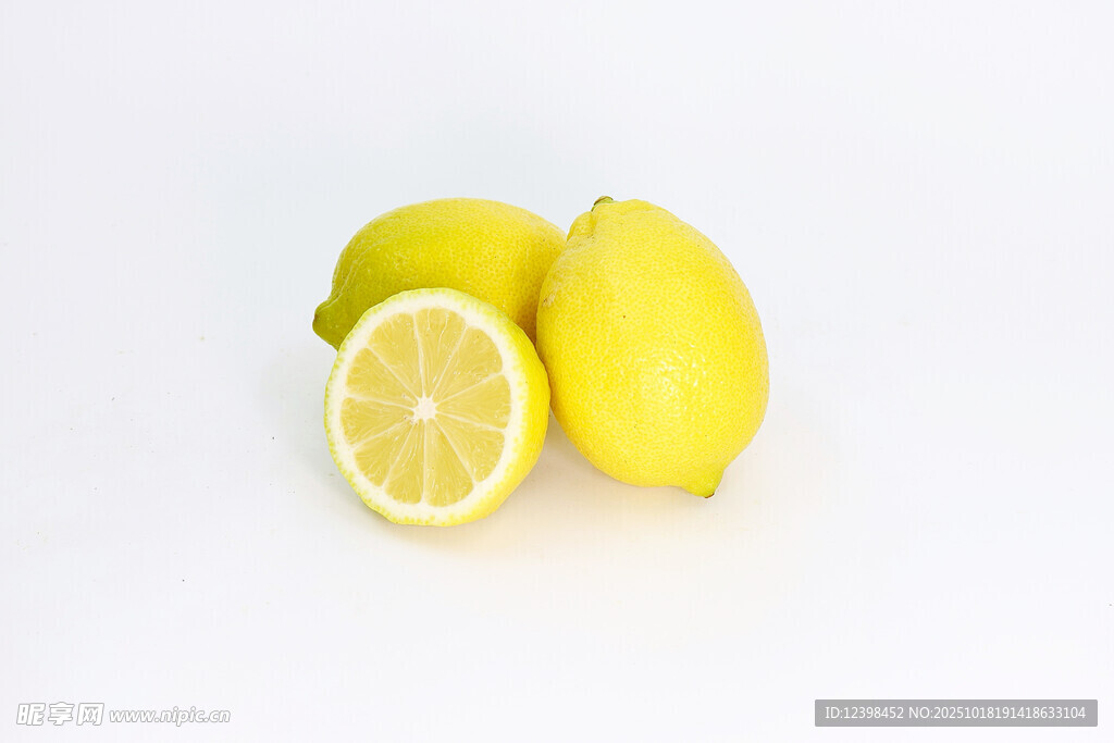 新鲜柠檬