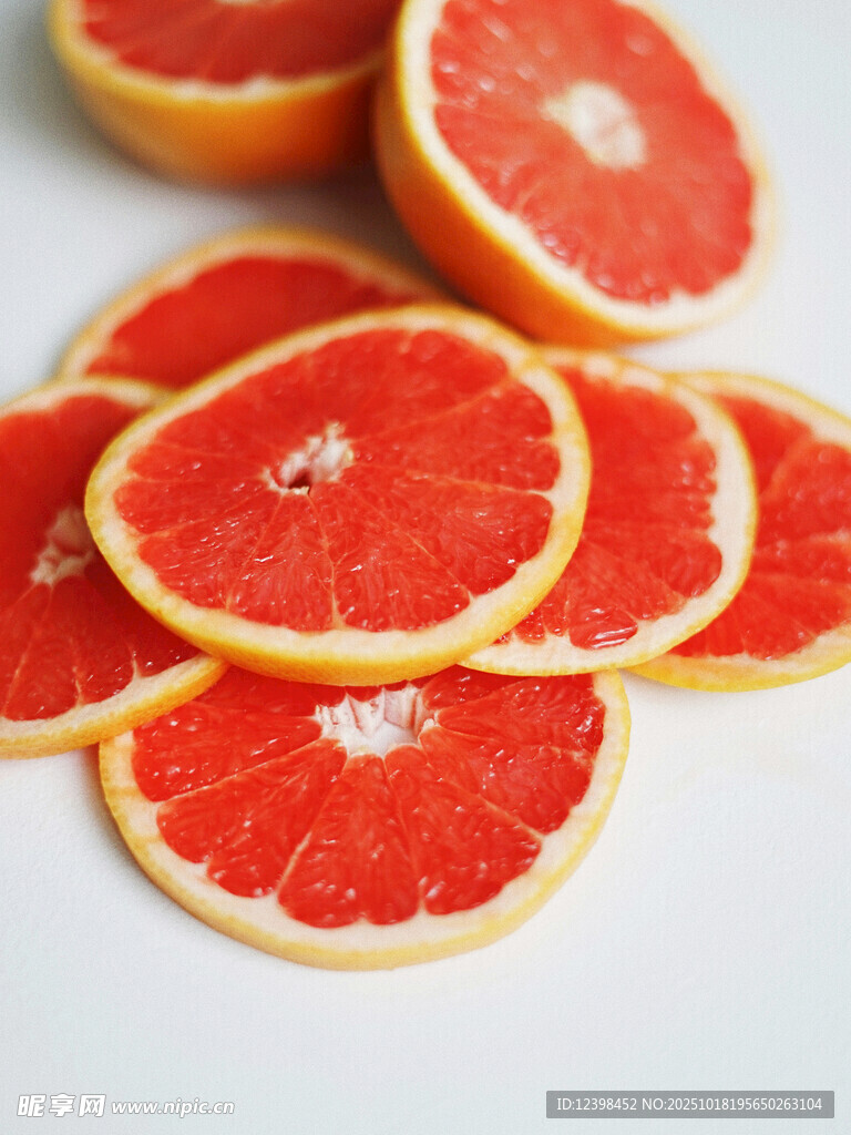 鲜切西柚