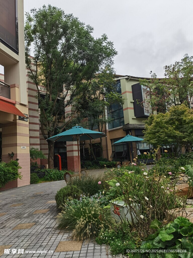 小区休闲庭院景观