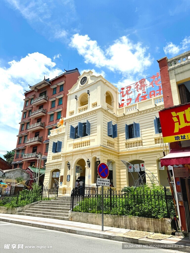 湛江赤坎老街特色建筑风格鲜明