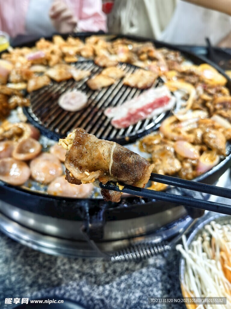 韩式烤肉美食诱人场景