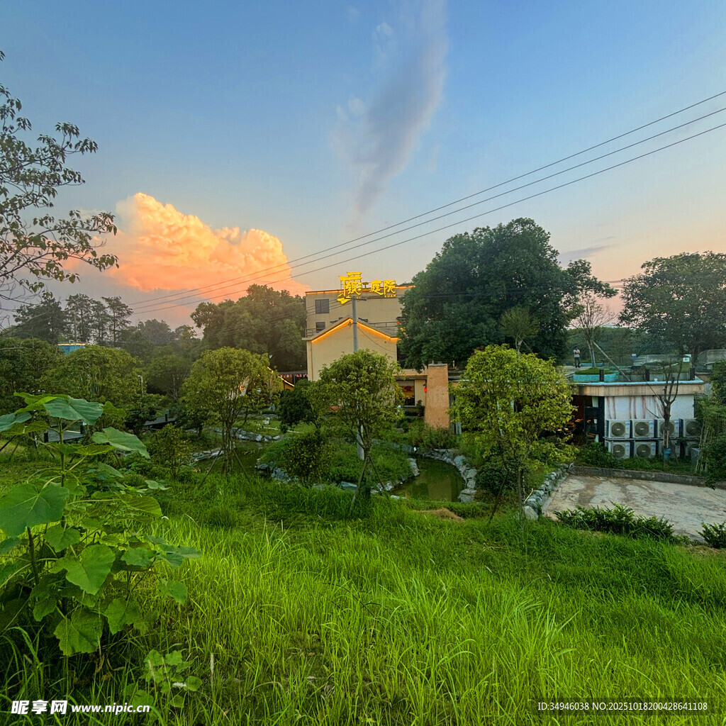 乡村黄昏美景