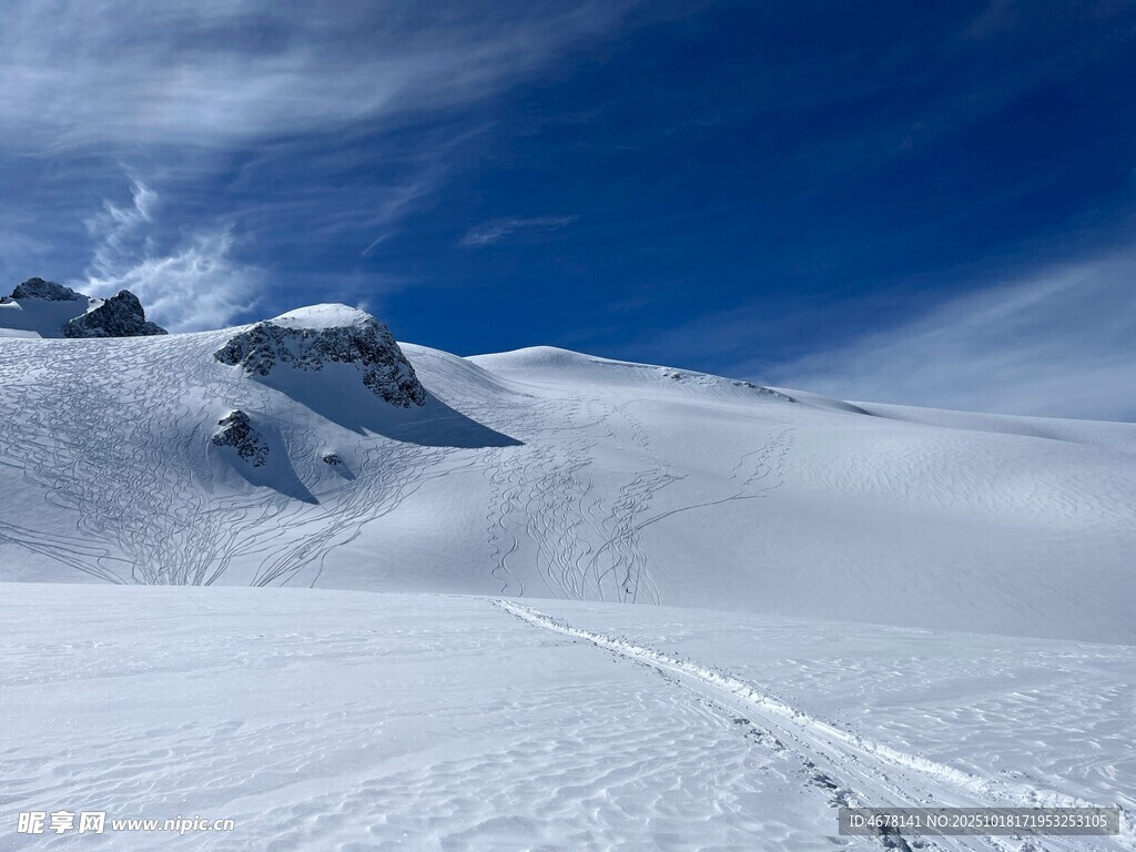 雪山壮丽雪景