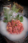 生拌黄牛肉烤肉