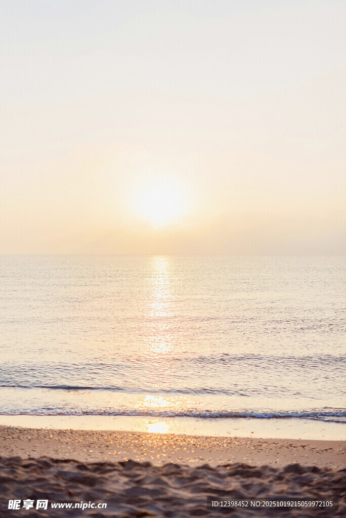 海边日出美景