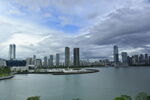 城市滨水风光全景图